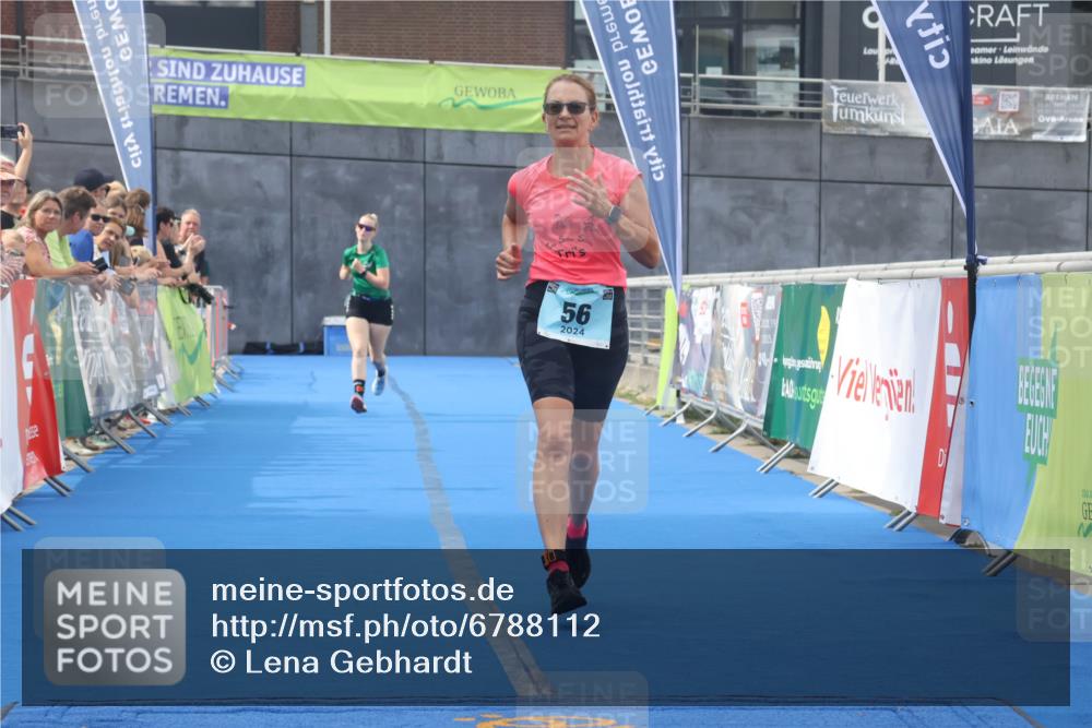 11.08.2024 - GEWOBA Citytriathlon Bremen Lena Gebhardt http://msf.ph/oto/6788112 11.08.2024 11:20:08 Ziel 4, 56 meine-sportfotos.de