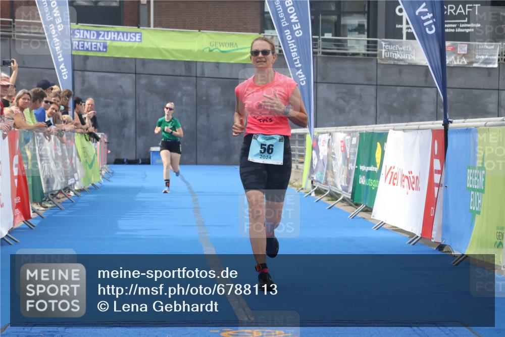 11.08.2024 - GEWOBA Citytriathlon Bremen Lena Gebhardt http://msf.ph/oto/6788113 11.08.2024 11:20:08 Ziel 4, 56 meine-sportfotos.de