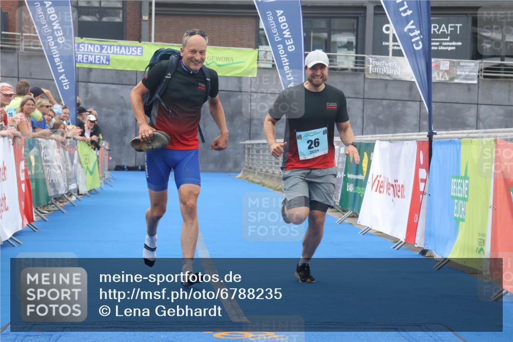 11.08.2024 - GEWOBA Citytriathlon Bremen Lena Gebhardt http://msf.ph/oto/6788235 11.08.2024 11:20:37 Ziel 26, 68 meine-sportfotos.de