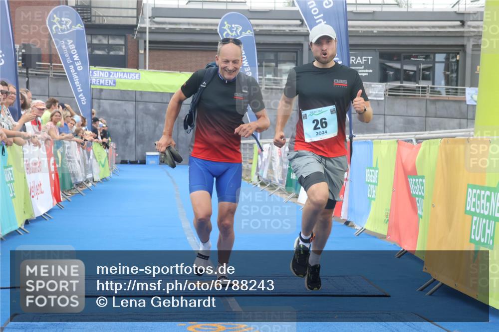 11.08.2024 - GEWOBA Citytriathlon Bremen Lena Gebhardt http://msf.ph/oto/6788243 11.08.2024 11:20:38 Ziel 26, 68 meine-sportfotos.de