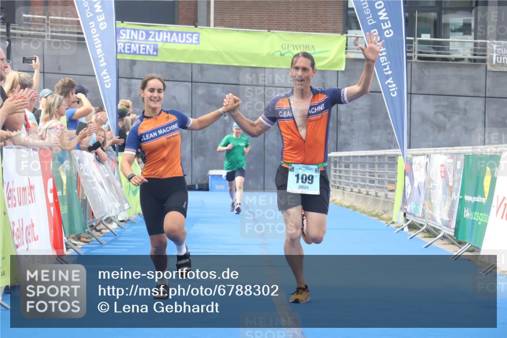 11.08.2024 - GEWOBA Citytriathlon Bremen Lena Gebhardt http://msf.ph/oto/6788302 11.08.2024 11:21:29 Ziel 5, 109 meine-sportfotos.de