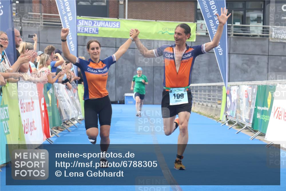 11.08.2024 - GEWOBA Citytriathlon Bremen Lena Gebhardt http://msf.ph/oto/6788305 11.08.2024 11:21:30 Ziel 5, 109 meine-sportfotos.de