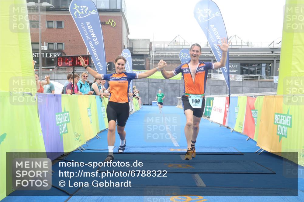11.08.2024 - GEWOBA Citytriathlon Bremen Lena Gebhardt http://msf.ph/oto/6788322 11.08.2024 11:21:31 Ziel 5, 109 meine-sportfotos.de