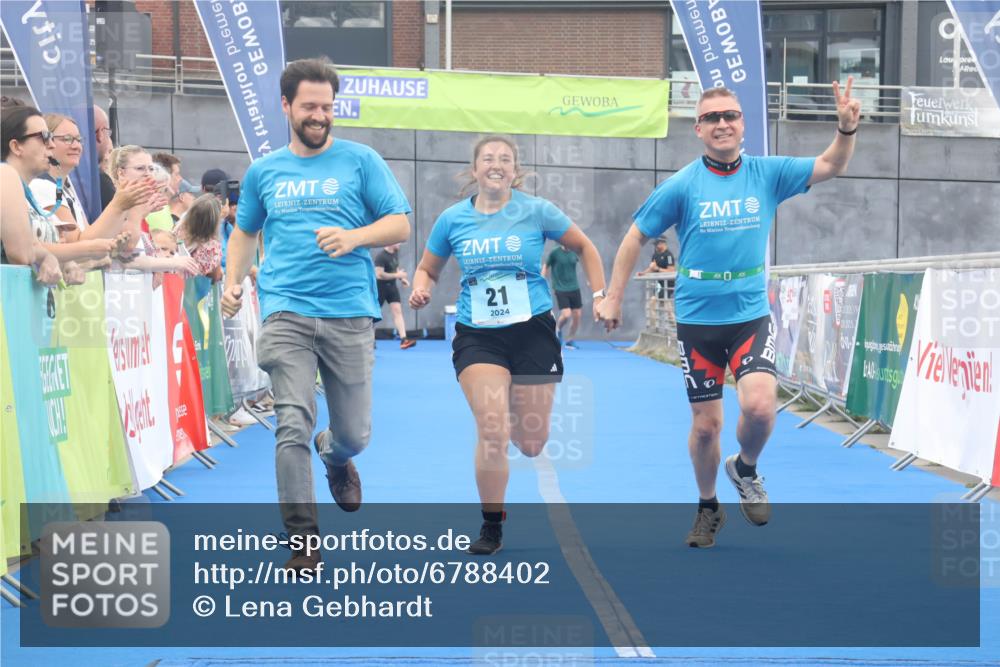 11.08.2024 - GEWOBA Citytriathlon Bremen Lena Gebhardt http://msf.ph/oto/6788402 11.08.2024 11:22:13 Ziel 21, 69 meine-sportfotos.de