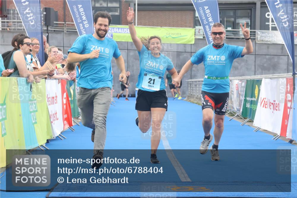 11.08.2024 - GEWOBA Citytriathlon Bremen Lena Gebhardt http://msf.ph/oto/6788404 11.08.2024 11:22:13 Ziel 21, 69 meine-sportfotos.de