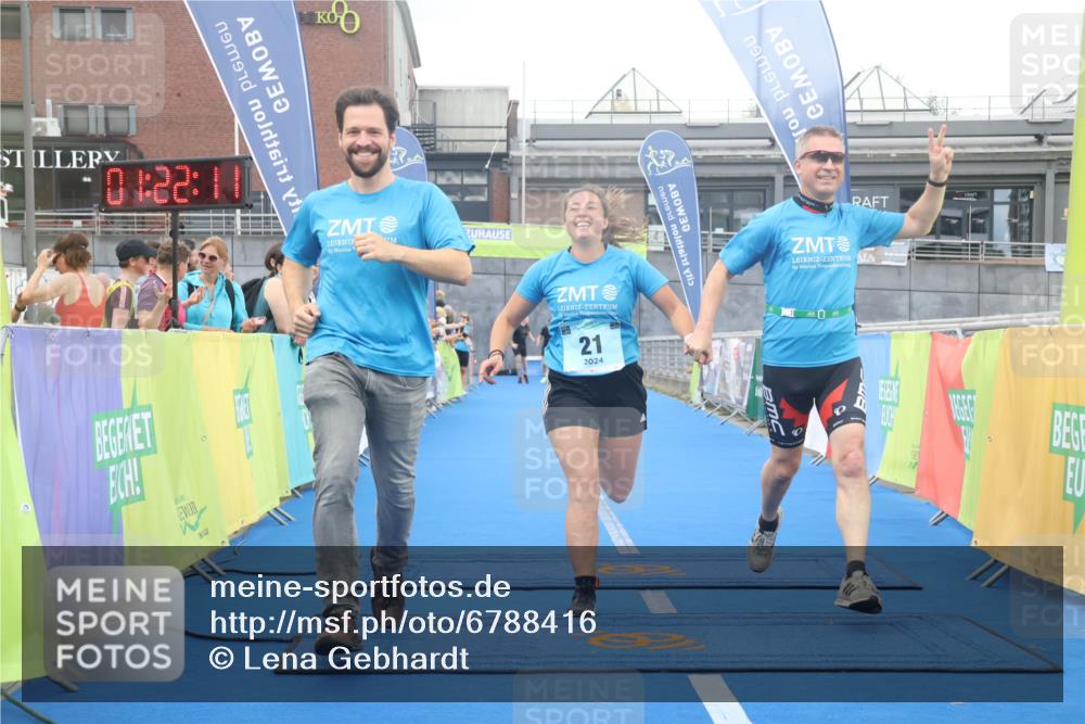 11.08.2024 - GEWOBA Citytriathlon Bremen Lena Gebhardt http://msf.ph/oto/6788416 11.08.2024 11:22:14 Ziel 21, 69 meine-sportfotos.de