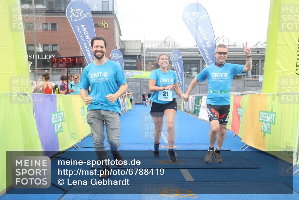 11.08.2024 - GEWOBA Citytriathlon Bremen Lena Gebhardt http://msf.ph/oto/6788419 11.08.2024 11:22:14 Ziel 21, 69 meine-sportfotos.de