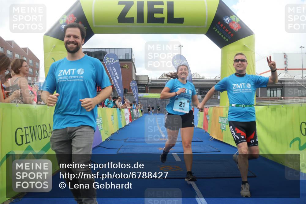 11.08.2024 - GEWOBA Citytriathlon Bremen Lena Gebhardt http://msf.ph/oto/6788427 11.08.2024 11:22:15 Ziel 21, 69 meine-sportfotos.de
