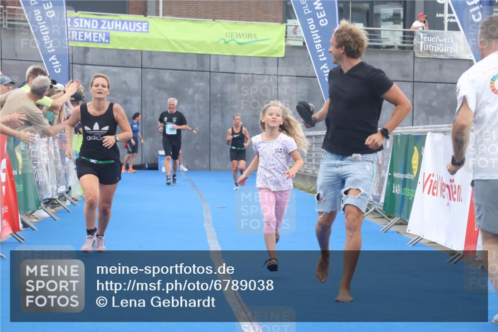 11.08.2024 - GEWOBA Citytriathlon Bremen Lena Gebhardt http://msf.ph/oto/6789038 11.08.2024 11:25:31 Ziel 54, 74, 106 meine-sportfotos.de
