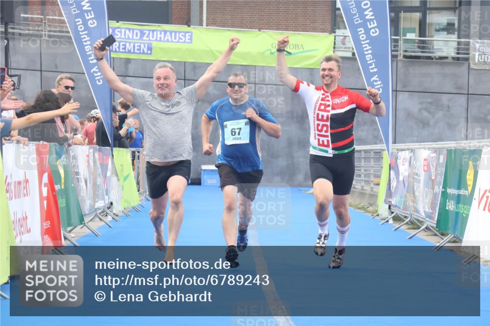11.08.2024 - GEWOBA Citytriathlon Bremen Lena Gebhardt http://msf.ph/oto/6789243 11.08.2024 11:26:33 Ziel 67 meine-sportfotos.de