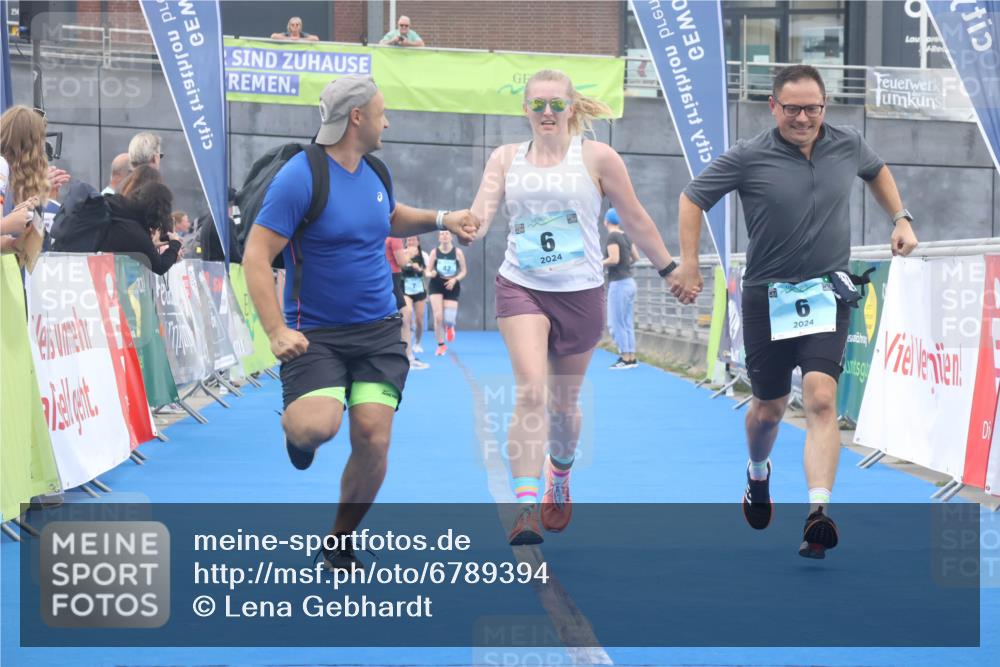 11.08.2024 - GEWOBA Citytriathlon Bremen Lena Gebhardt http://msf.ph/oto/6789394 11.08.2024 11:27:13 Ziel 6, 7, 42, 44 meine-sportfotos.de