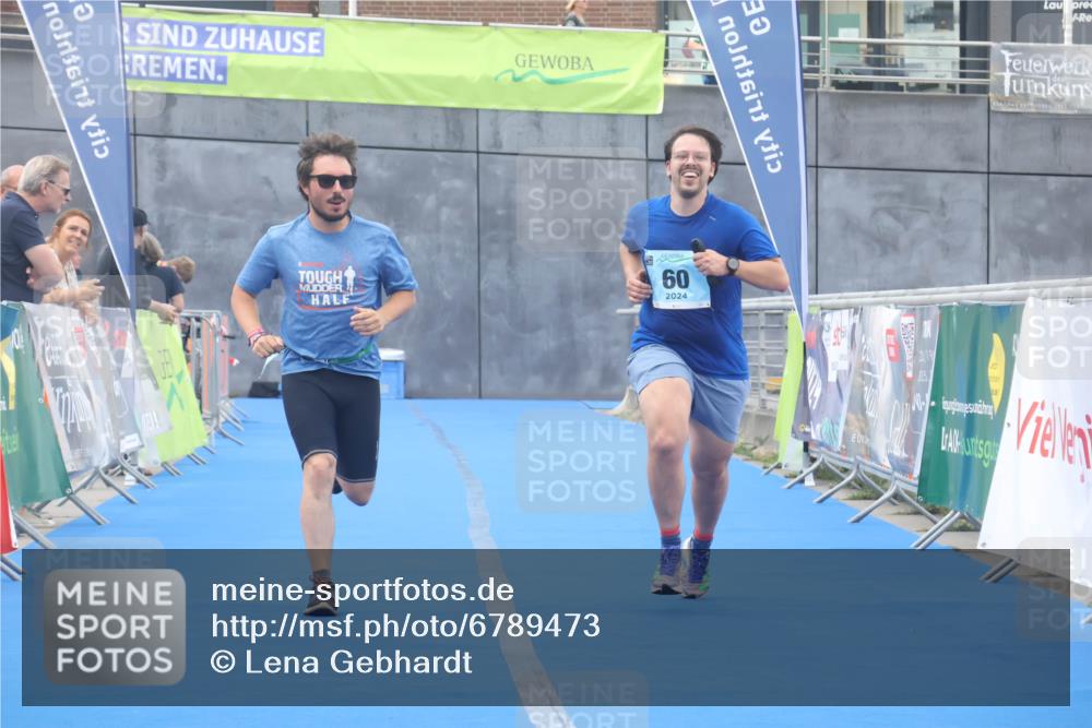 11.08.2024 - GEWOBA Citytriathlon Bremen Lena Gebhardt http://msf.ph/oto/6789473 11.08.2024 11:27:30 Ziel 7, 42 meine-sportfotos.de