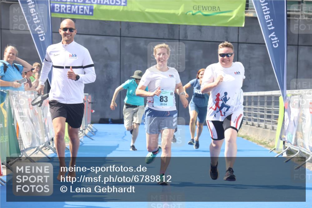 11.08.2024 - GEWOBA Citytriathlon Bremen Lena Gebhardt http://msf.ph/oto/6789812 11.08.2024 11:32:31 Ziel 53, 83 meine-sportfotos.de