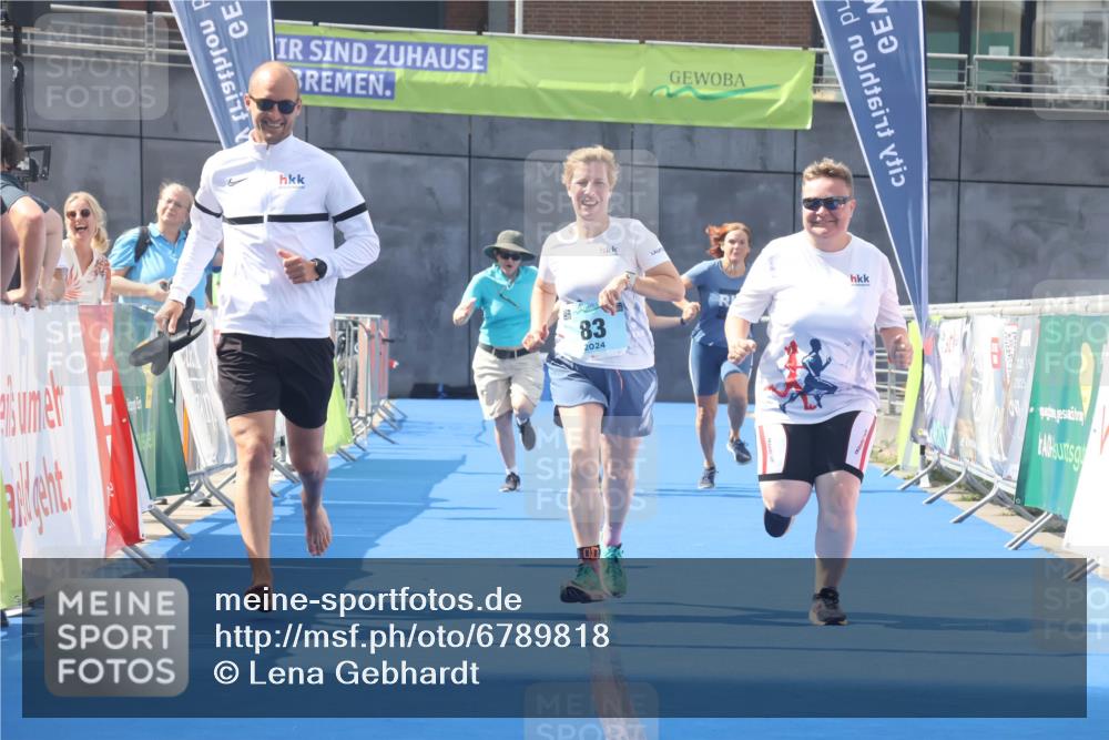 11.08.2024 - GEWOBA Citytriathlon Bremen Lena Gebhardt http://msf.ph/oto/6789818 11.08.2024 11:32:32 Ziel 53, 83 meine-sportfotos.de
