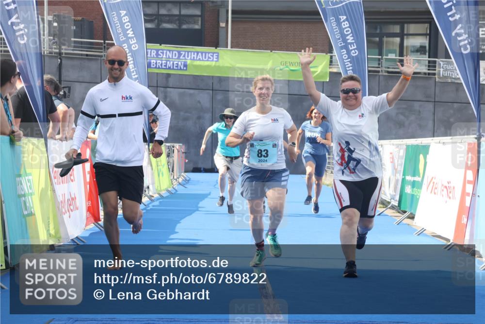 11.08.2024 - GEWOBA Citytriathlon Bremen Lena Gebhardt http://msf.ph/oto/6789822 11.08.2024 11:32:33 Ziel 53, 83 meine-sportfotos.de