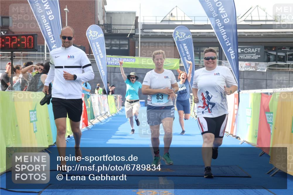 11.08.2024 - GEWOBA Citytriathlon Bremen Lena Gebhardt http://msf.ph/oto/6789834 11.08.2024 11:32:34 Ziel 53, 83 meine-sportfotos.de