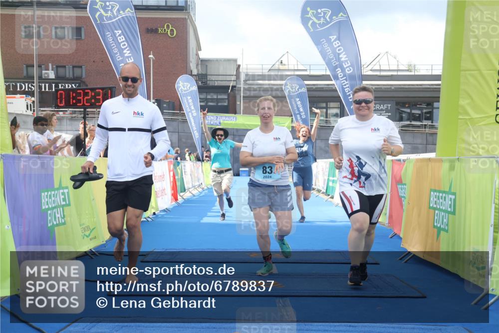 11.08.2024 - GEWOBA Citytriathlon Bremen Lena Gebhardt http://msf.ph/oto/6789837 11.08.2024 11:32:34 Ziel 53, 83 meine-sportfotos.de