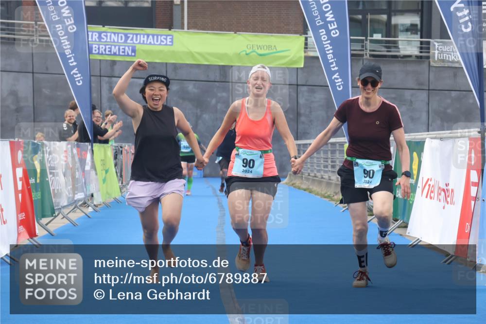 11.08.2024 - GEWOBA Citytriathlon Bremen Lena Gebhardt http://msf.ph/oto/6789887 11.08.2024 11:34:28 Ziel 90, 108 meine-sportfotos.de