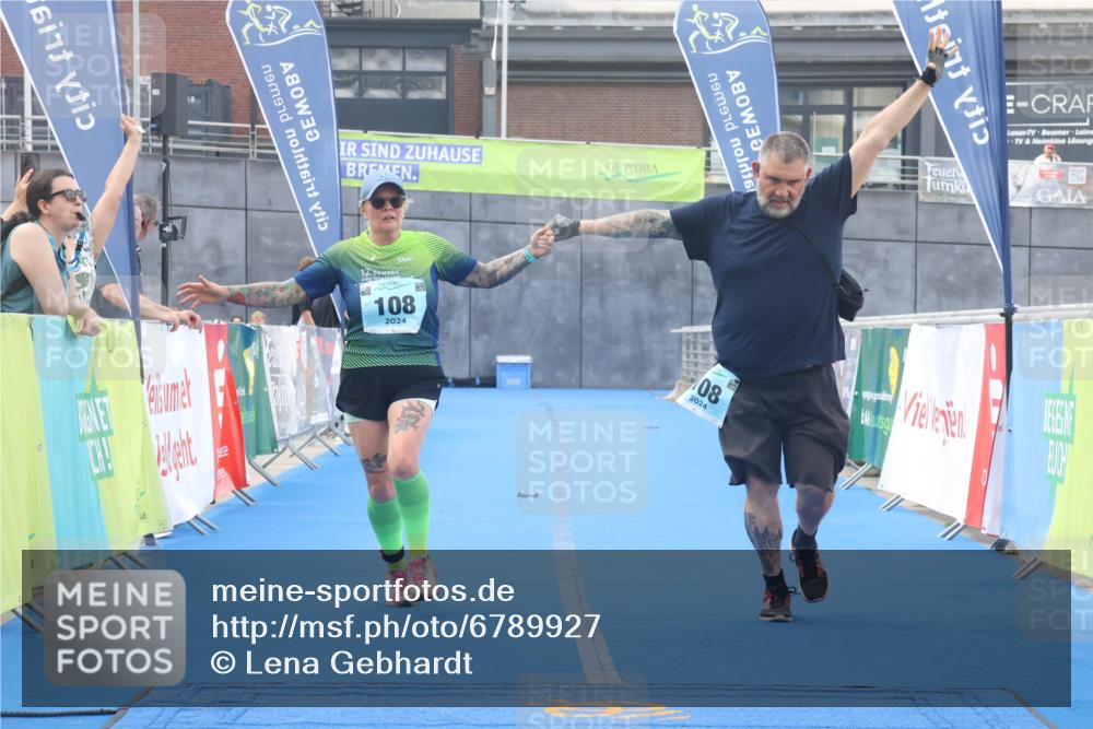11.08.2024 - GEWOBA Citytriathlon Bremen Lena Gebhardt http://msf.ph/oto/6789927 11.08.2024 11:34:35 Ziel 90, 108 meine-sportfotos.de