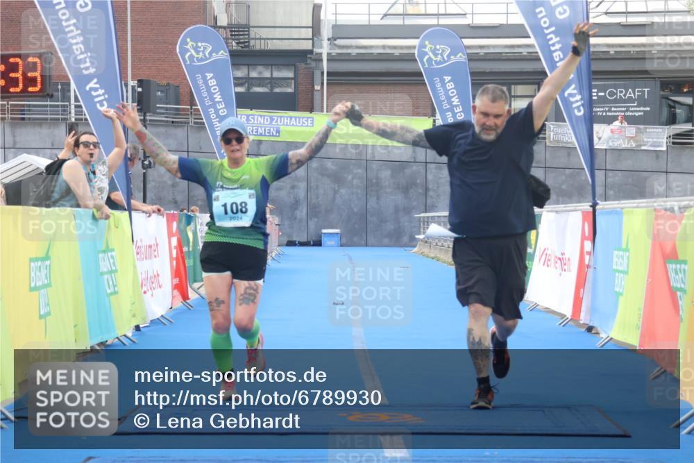 11.08.2024 - GEWOBA Citytriathlon Bremen Lena Gebhardt http://msf.ph/oto/6789930 11.08.2024 11:34:36 Ziel 90, 108 meine-sportfotos.de