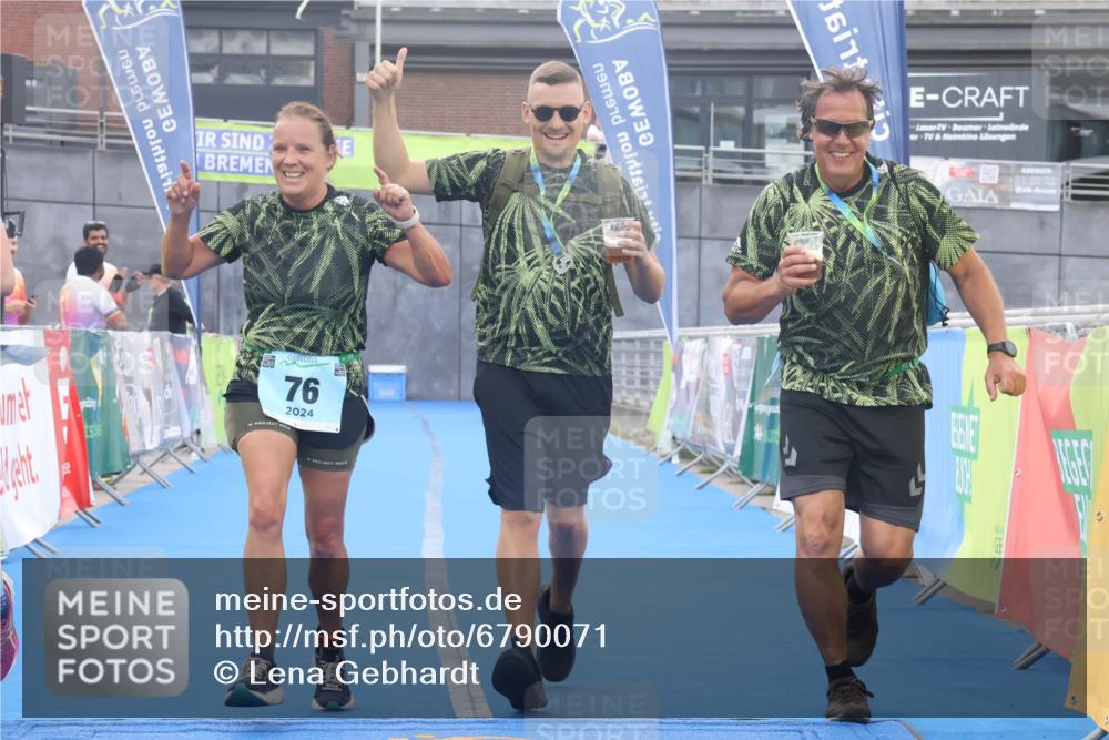 11.08.2024 - GEWOBA Citytriathlon Bremen Lena Gebhardt http://msf.ph/oto/6790071 11.08.2024 11:39:17 Ziel 76 meine-sportfotos.de