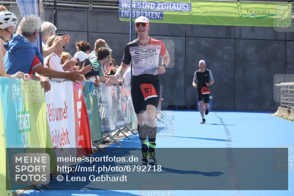 11.08.2024 - GEWOBA Citytriathlon Bremen Lena Gebhardt http://msf.ph/oto/6792718 11.08.2024 13:37:50 Ziel 827, 846, 900 meine-sportfotos.de