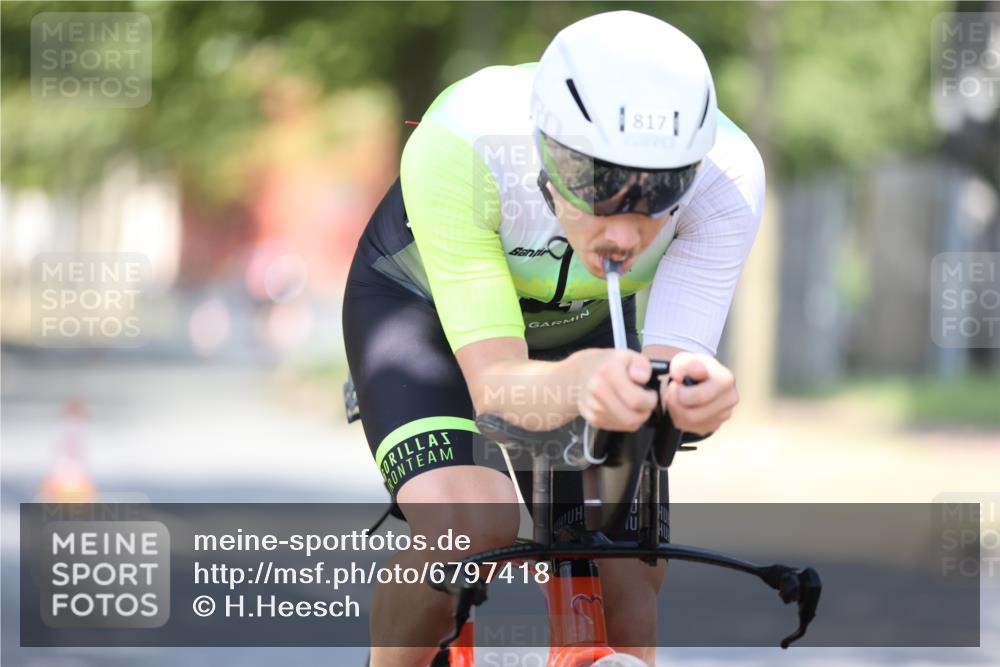 11.08.2024 - GEWOBA Citytriathlon Bremen H.Heesch http://msf.ph/oto/6797418 11.08.2024 11:51:52 Laufen  meine-sportfotos.de