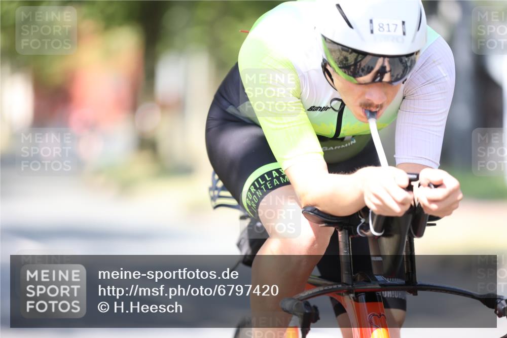 11.08.2024 - GEWOBA Citytriathlon Bremen H.Heesch http://msf.ph/oto/6797420 11.08.2024 11:51:52 Laufen  meine-sportfotos.de