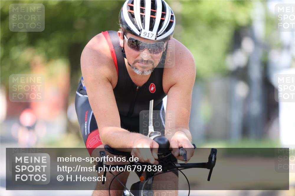 11.08.2024 - GEWOBA Citytriathlon Bremen H.Heesch http://msf.ph/oto/6797838 11.08.2024 11:52:52 Laufen  meine-sportfotos.de