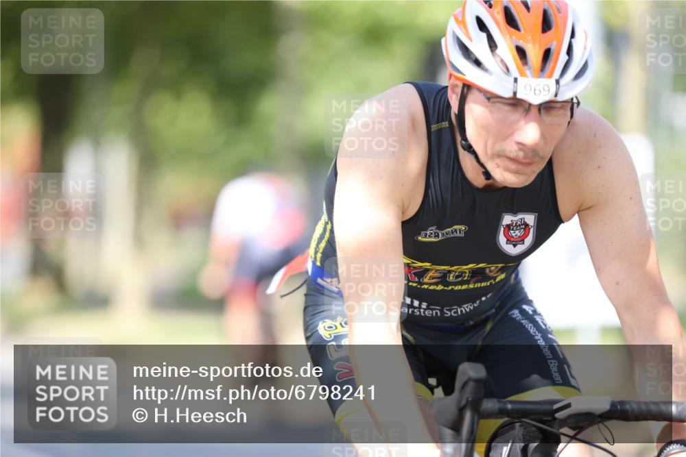 11.08.2024 - GEWOBA Citytriathlon Bremen H.Heesch http://msf.ph/oto/6798241 11.08.2024 11:54:04 Laufen  meine-sportfotos.de