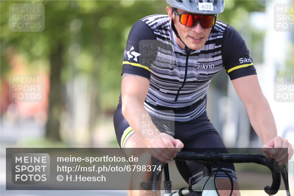 11.08.2024 - GEWOBA Citytriathlon Bremen H.Heesch http://msf.ph/oto/6798374 11.08.2024 13:35:34 Radfahren 403, 412, 463, 521, 547, 710, 725 meine-sportfotos.de