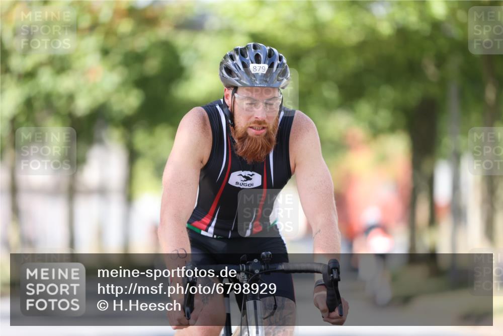 11.08.2024 - GEWOBA Citytriathlon Bremen H.Heesch http://msf.ph/oto/6798929 11.08.2024 11:55:43 Laufen  meine-sportfotos.de