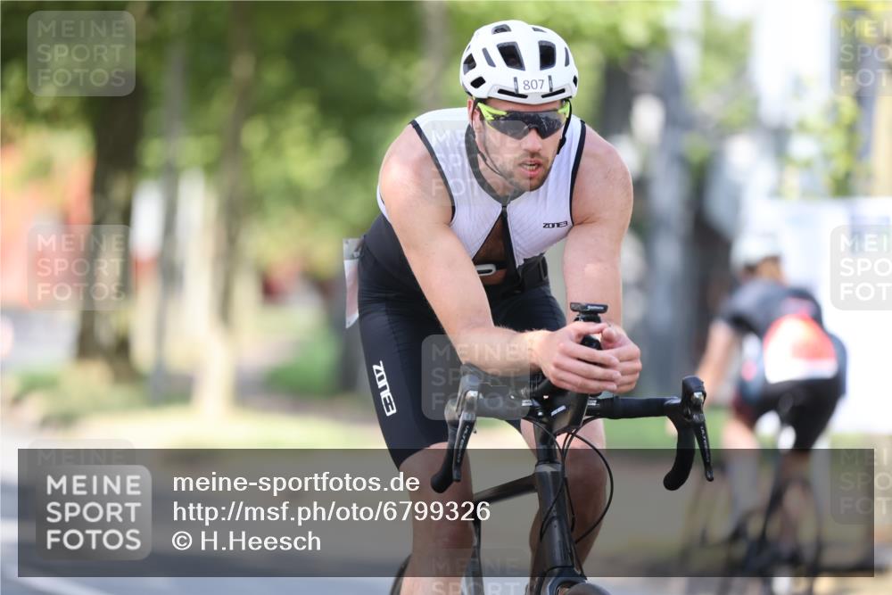 11.08.2024 - GEWOBA Citytriathlon Bremen H.Heesch http://msf.ph/oto/6799326 11.08.2024 11:56:36 Laufen  meine-sportfotos.de