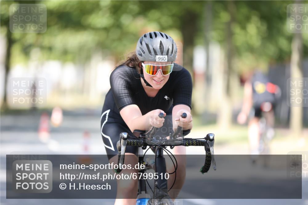 11.08.2024 - GEWOBA Citytriathlon Bremen H.Heesch http://msf.ph/oto/6799510 11.08.2024 11:56:56 Laufen  meine-sportfotos.de