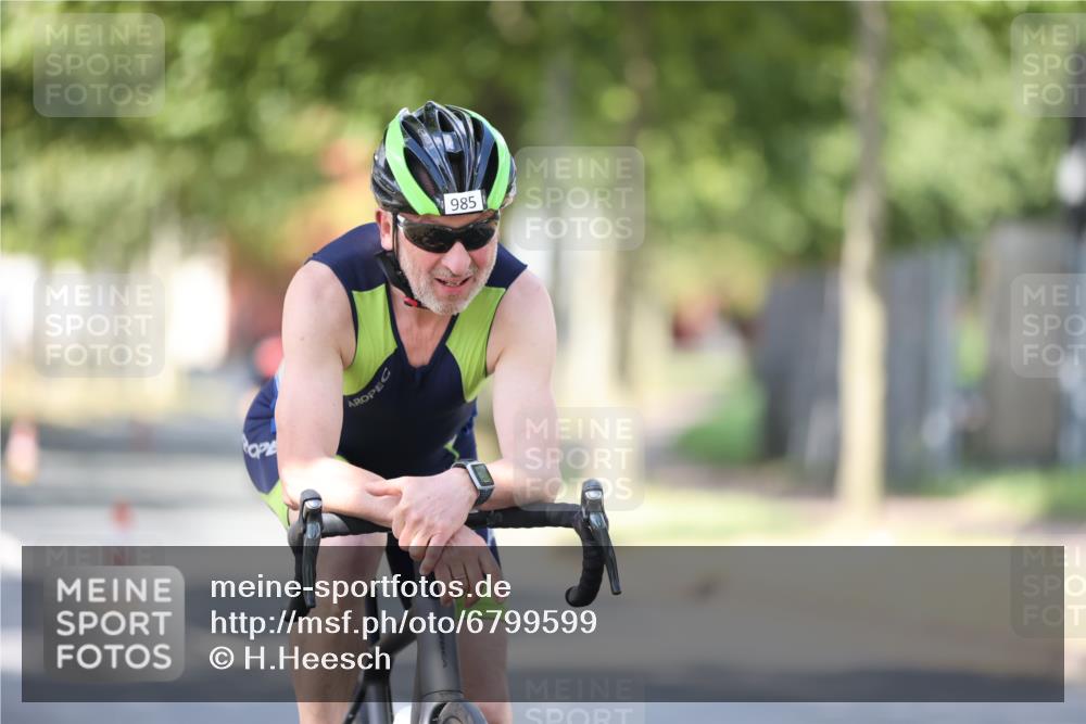 11.08.2024 - GEWOBA Citytriathlon Bremen H.Heesch http://msf.ph/oto/6799599 11.08.2024 11:57:13 Laufen  meine-sportfotos.de