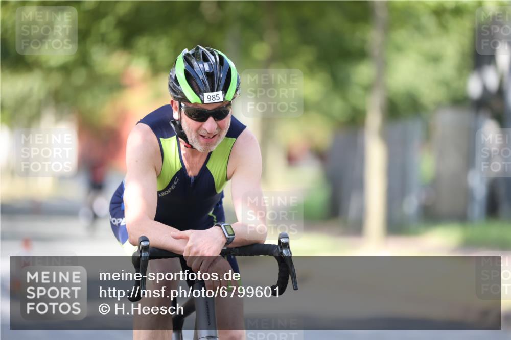 11.08.2024 - GEWOBA Citytriathlon Bremen H.Heesch http://msf.ph/oto/6799601 11.08.2024 11:57:13 Laufen  meine-sportfotos.de