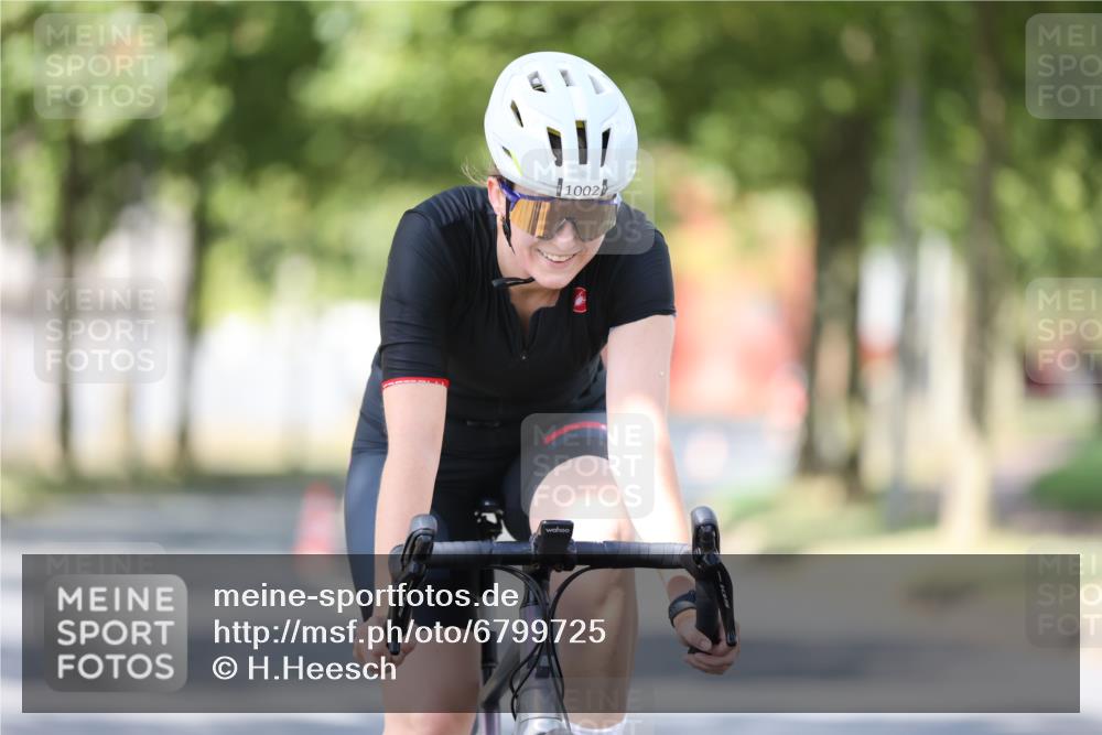 11.08.2024 - GEWOBA Citytriathlon Bremen H.Heesch http://msf.ph/oto/6799725 11.08.2024 11:57:33 Laufen  meine-sportfotos.de