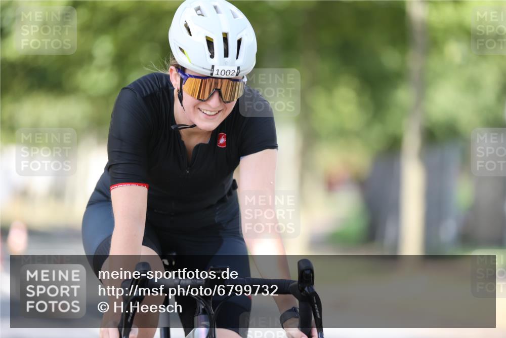 11.08.2024 - GEWOBA Citytriathlon Bremen H.Heesch http://msf.ph/oto/6799732 11.08.2024 11:57:33 Laufen  meine-sportfotos.de
