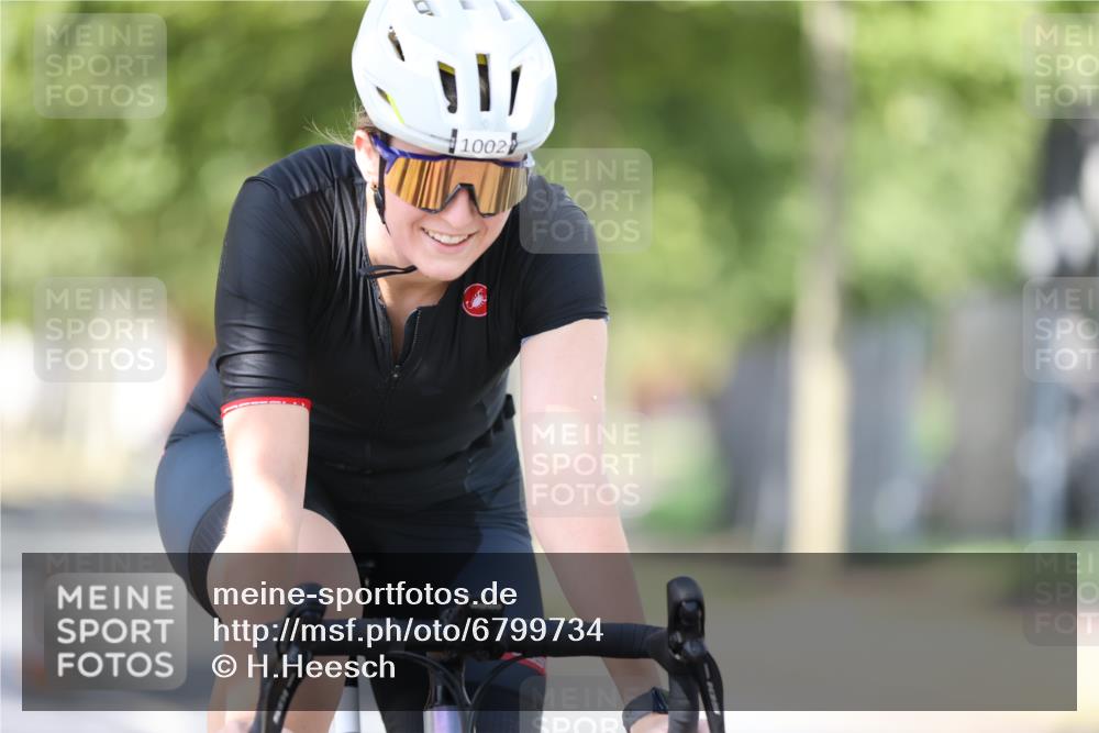 11.08.2024 - GEWOBA Citytriathlon Bremen H.Heesch http://msf.ph/oto/6799734 11.08.2024 11:57:33 Laufen  meine-sportfotos.de