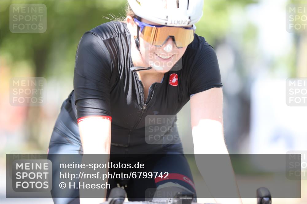 11.08.2024 - GEWOBA Citytriathlon Bremen H.Heesch http://msf.ph/oto/6799742 11.08.2024 11:57:34 Laufen  meine-sportfotos.de