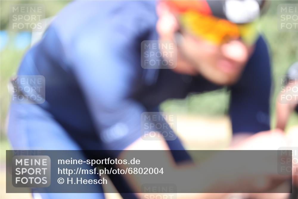 11.08.2024 - GEWOBA Citytriathlon Bremen H.Heesch http://msf.ph/oto/6802004 11.08.2024 12:03:00 Laufen  meine-sportfotos.de