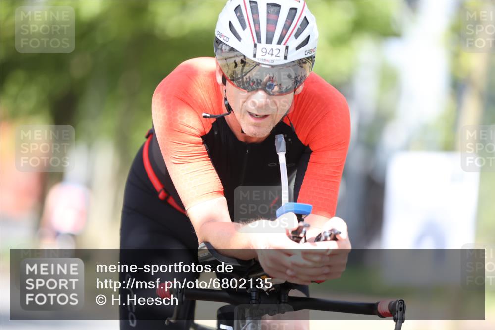 11.08.2024 - GEWOBA Citytriathlon Bremen H.Heesch http://msf.ph/oto/6802135 11.08.2024 12:03:18 Laufen  meine-sportfotos.de