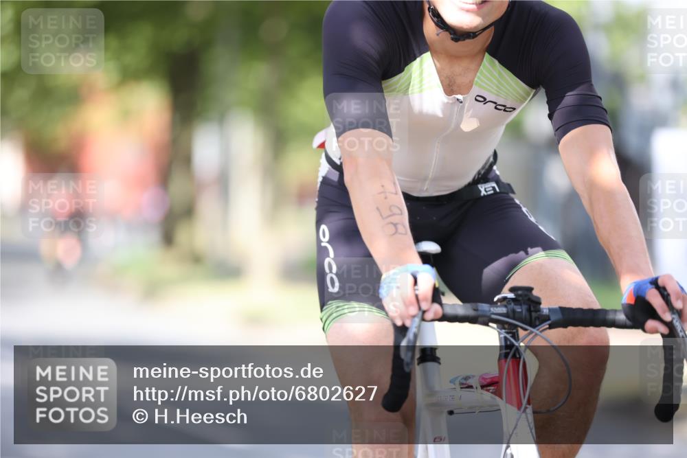11.08.2024 - GEWOBA Citytriathlon Bremen H.Heesch http://msf.ph/oto/6802627 11.08.2024 12:03:56 Laufen  meine-sportfotos.de