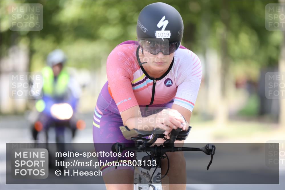 11.08.2024 - GEWOBA Citytriathlon Bremen H.Heesch http://msf.ph/oto/6803133 11.08.2024 12:05:04 Laufen  meine-sportfotos.de