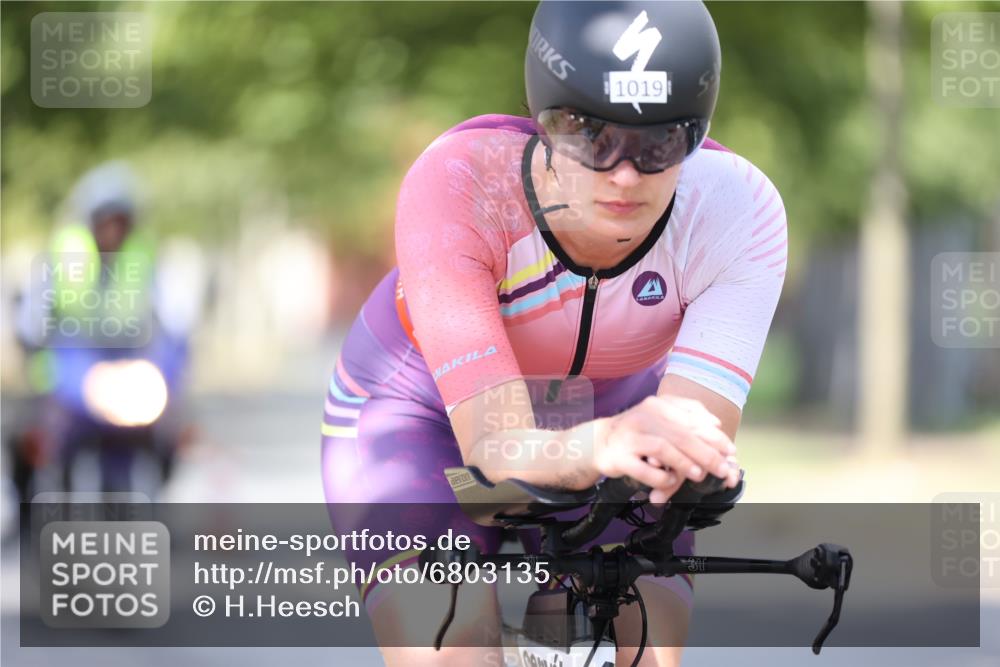 11.08.2024 - GEWOBA Citytriathlon Bremen H.Heesch http://msf.ph/oto/6803135 11.08.2024 12:05:04 Laufen  meine-sportfotos.de
