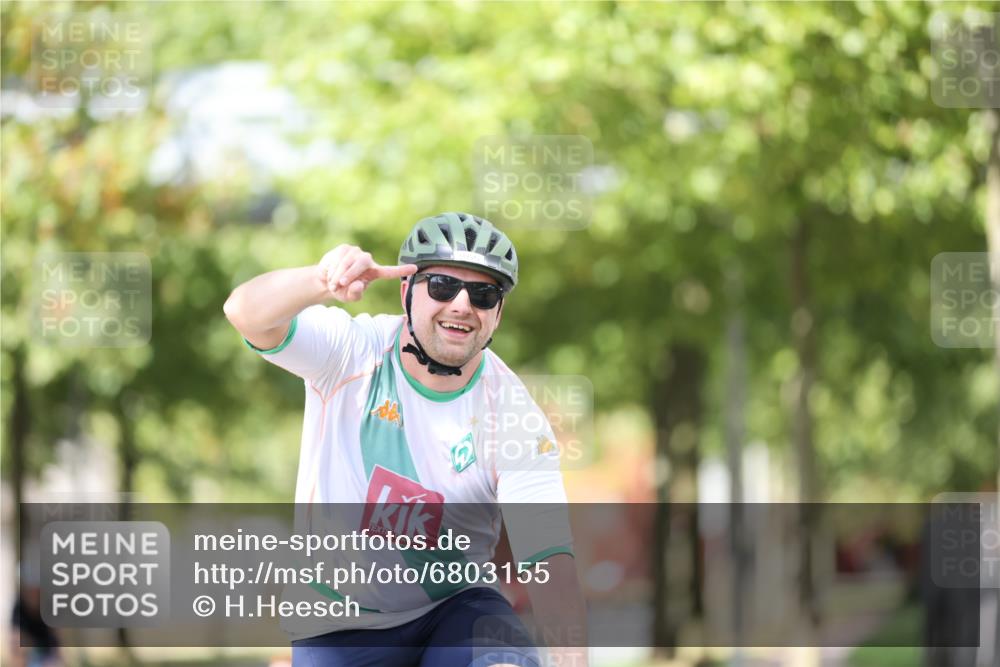 11.08.2024 - GEWOBA Citytriathlon Bremen H.Heesch http://msf.ph/oto/6803155 11.08.2024 12:05:12 Laufen  meine-sportfotos.de
