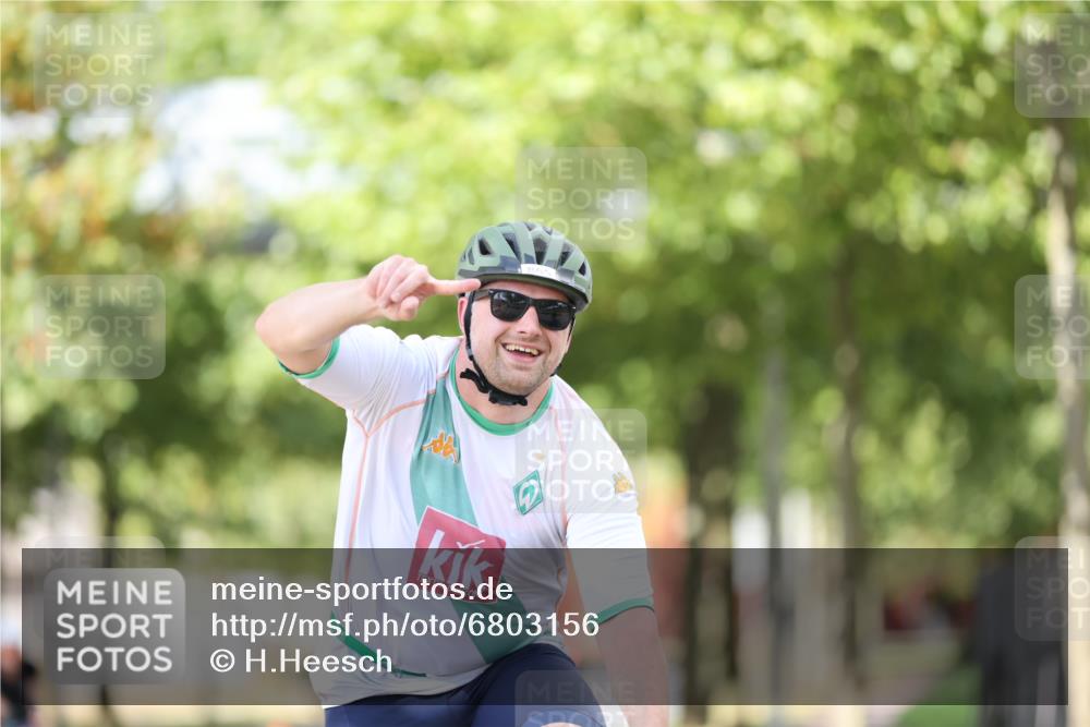 11.08.2024 - GEWOBA Citytriathlon Bremen H.Heesch http://msf.ph/oto/6803156 11.08.2024 12:05:12 Laufen  meine-sportfotos.de