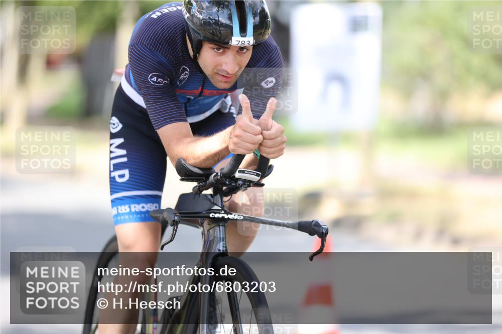 11.08.2024 - GEWOBA Citytriathlon Bremen H.Heesch http://msf.ph/oto/6803203 11.08.2024 12:05:21 Laufen  meine-sportfotos.de