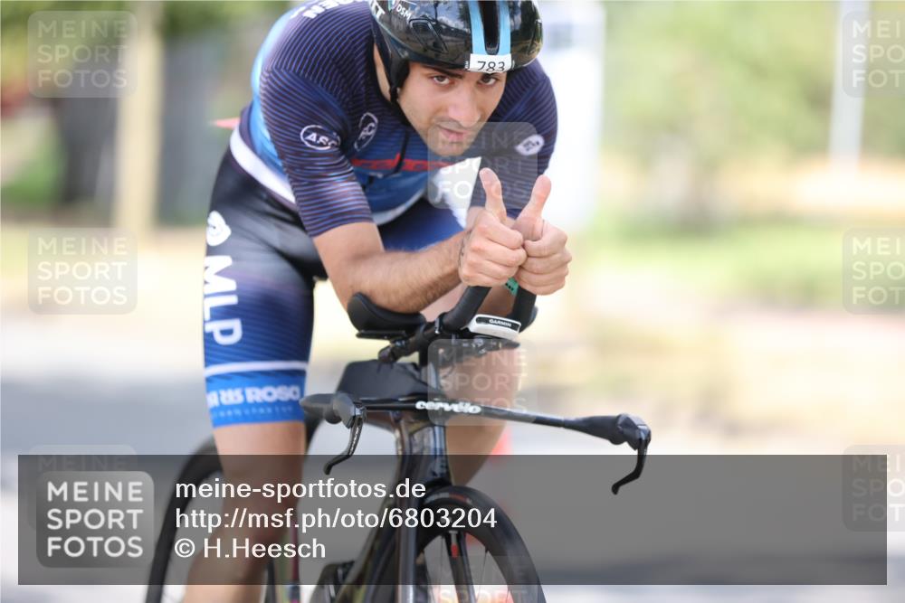 11.08.2024 - GEWOBA Citytriathlon Bremen H.Heesch http://msf.ph/oto/6803204 11.08.2024 12:05:21 Laufen  meine-sportfotos.de