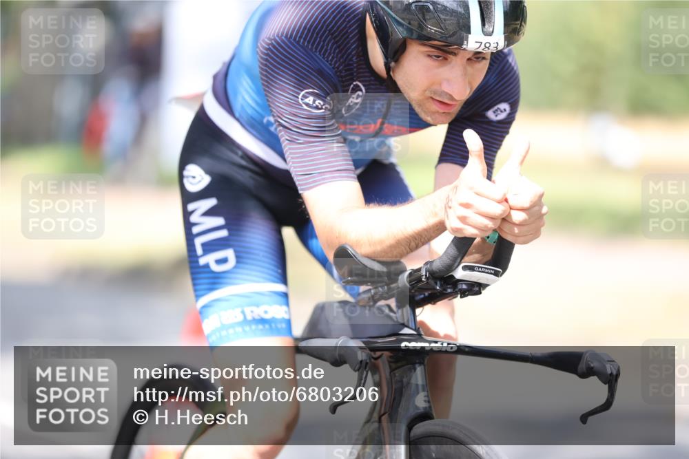 11.08.2024 - GEWOBA Citytriathlon Bremen H.Heesch http://msf.ph/oto/6803206 11.08.2024 12:05:21 Laufen  meine-sportfotos.de